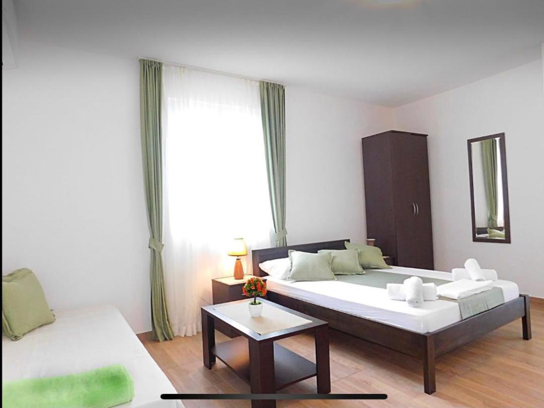Apartments Lekic Будва Екстер'єр фото
