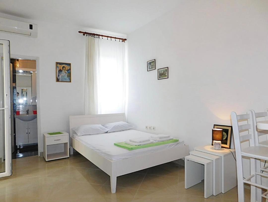 Apartments Lekic Будва Екстер'єр фото