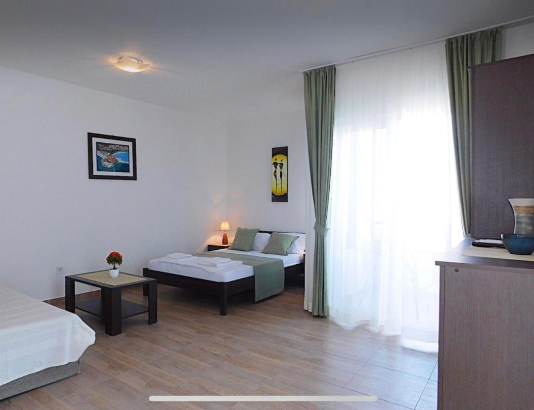 Apartments Lekic Будва Екстер'єр фото