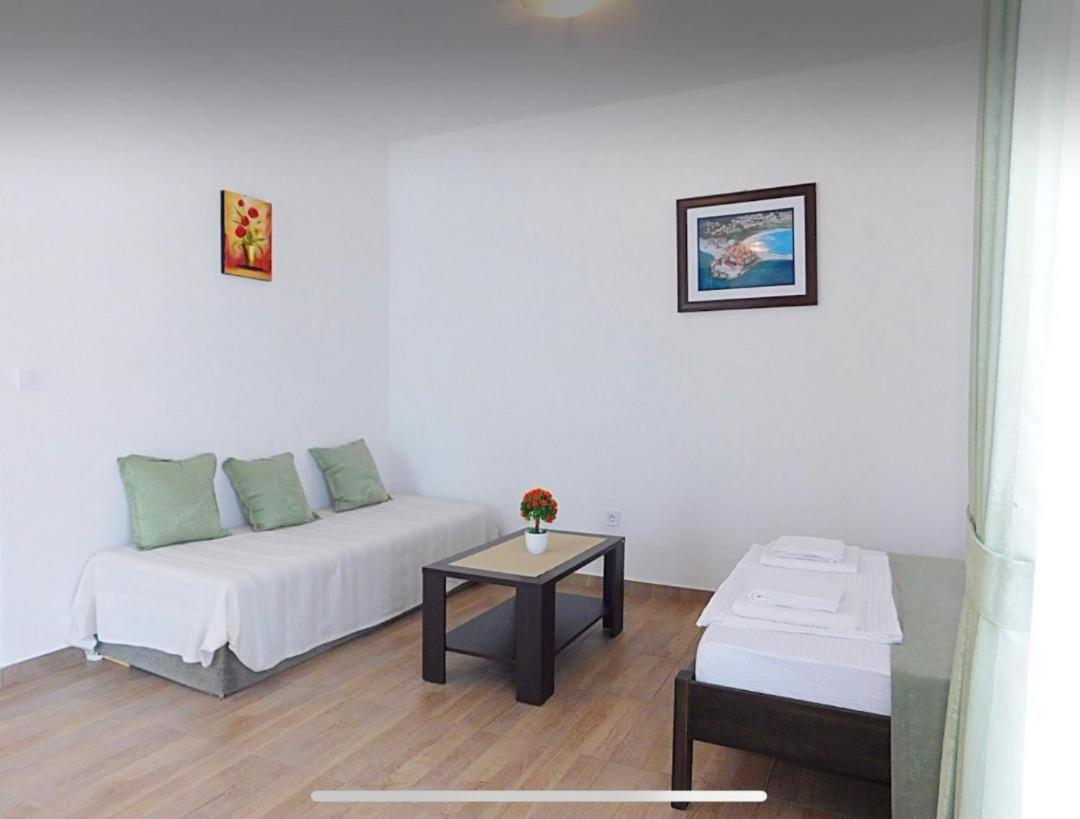 Apartments Lekic Будва Екстер'єр фото