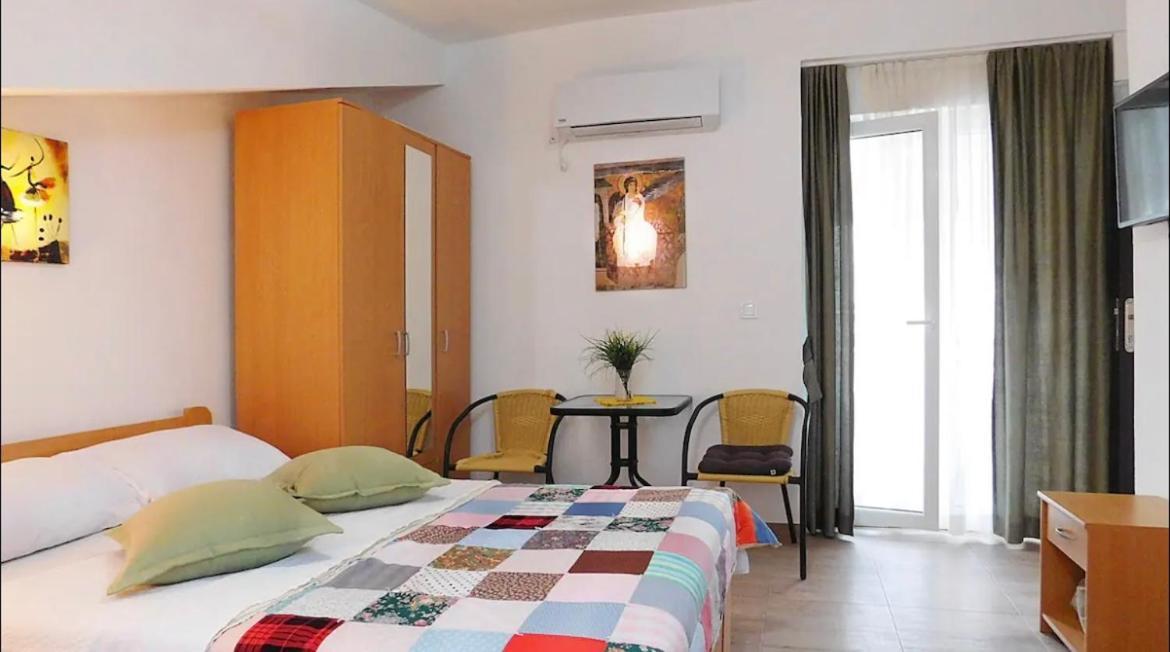 Apartments Lekic Будва Екстер'єр фото