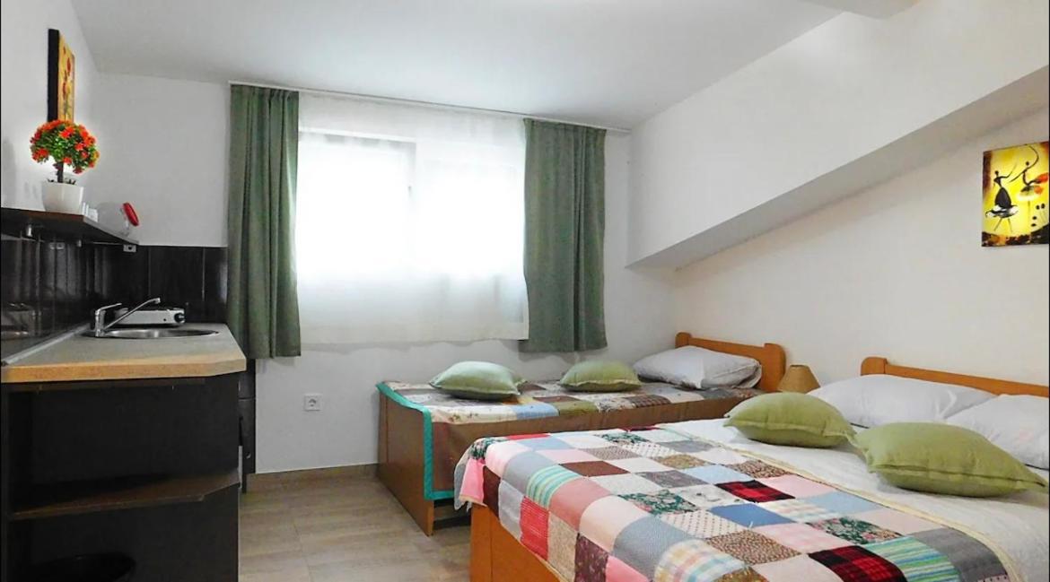 Apartments Lekic Будва Екстер'єр фото